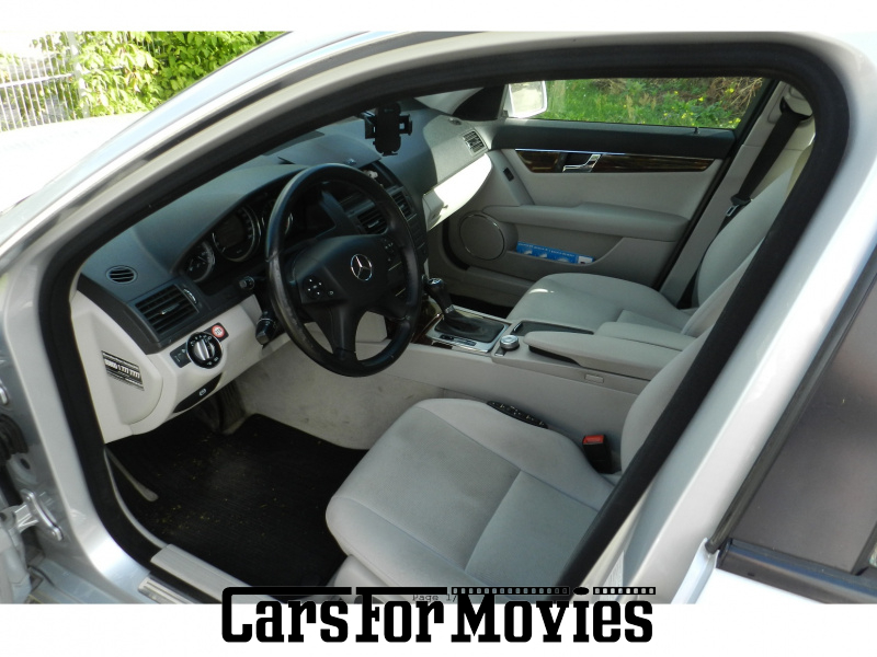 CarsForMovies | Mercedes Benz 220 CDI Diesel 2009 Deutschland Silber Beige Zivilfahrzeug Limousine DE - Berlin 7881 